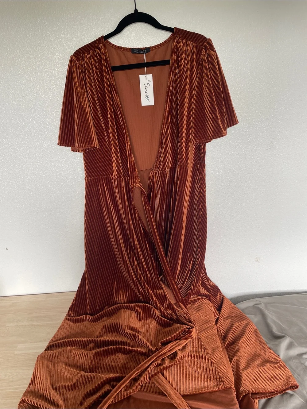 Simplee Ribbed Velvet High-Low Wrap Dress in Rust - Picture 2 of 3